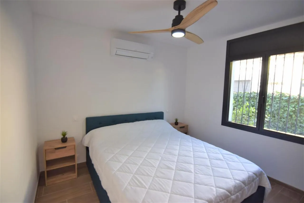 399-Casa Moderna Con Amarre 14M Y Piscina Privada Villa Empuriabrava Holiday home